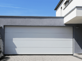 Top Features of the 4-Bolt Bezel Stainless Steel Cylinder Lock Latch