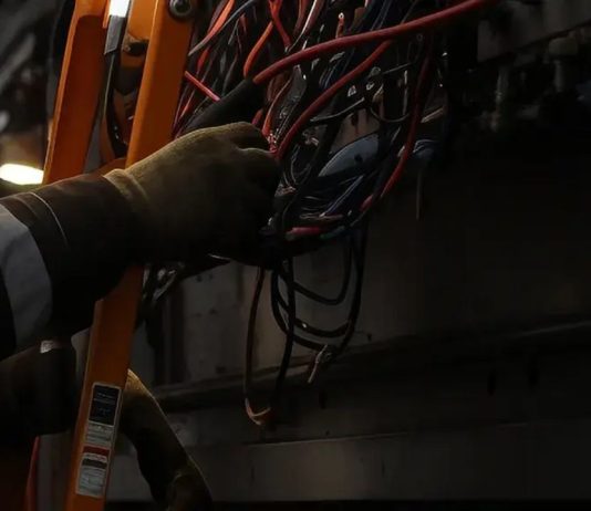 20 Amp vs 30 Amp Breaker: What’s the Difference and When to Use Each